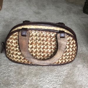 Woven Basket Wooden Handles TOTE PURSE Retro BOHO STYLE Bag MINT Vtg Inspired